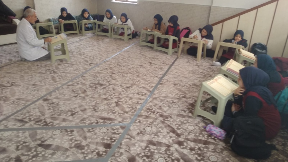 Kur'an-ı Kerim'i Tecvitli Okuma Kursu